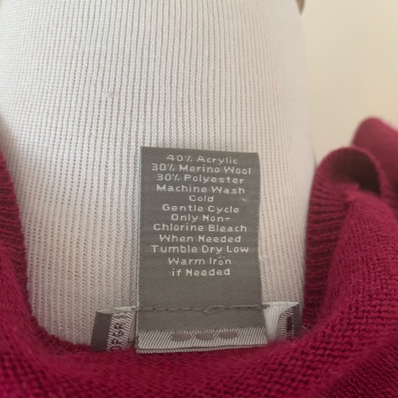 Ann Taylor Petites V-neck Sweater Size SP - Picture 6 of 6